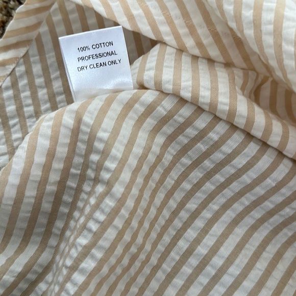 Petersyn One Shoulder Blouse in Almond White Top Size S - Picture 12 of 12